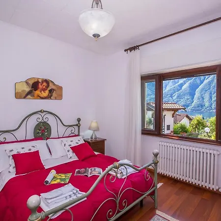 Sleeps 4 Apartament